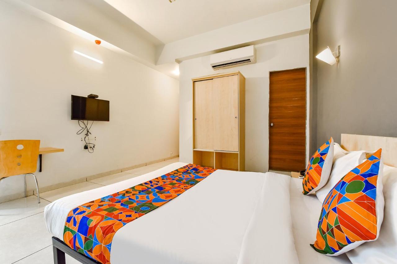 Fabhotel Kaviya - Bopal أحمد أباد المظهر الخارجي الصورة